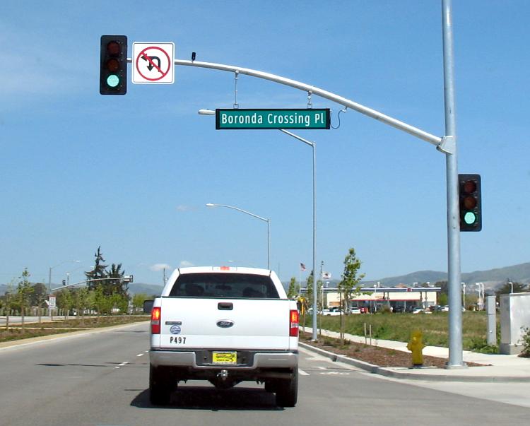 Clearview font on street sign in the Boronda Crossing shopping center in Salinas, California