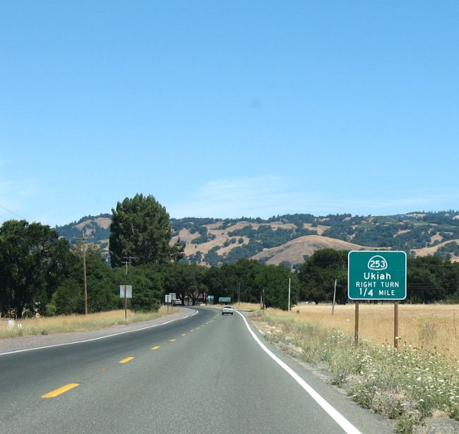 Advance junction sign for California 253 on California 128