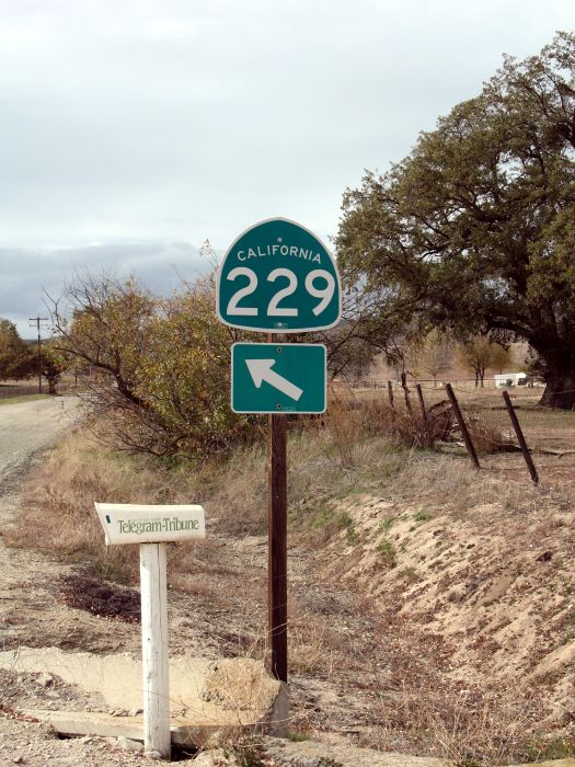 California 229 southbound at curve in San Luis Obispo County