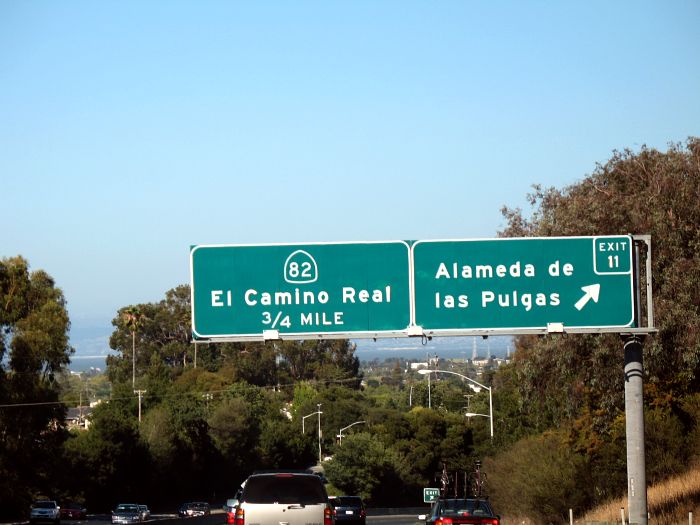 Advance exit sign for California 82 on California 92 in San Mateo