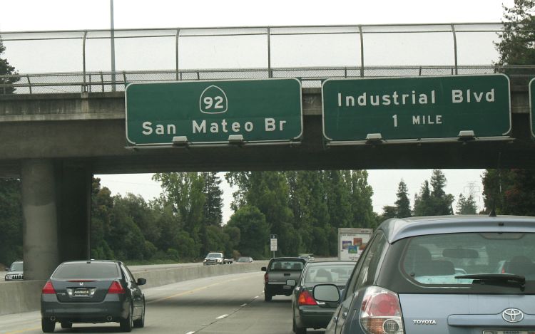 Large reassurance sign for California 92 westbound in Hayward