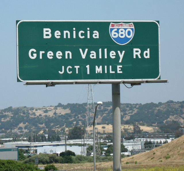Advance exit sign for Interstate 680 from Interstate 80 near Cordelia, California, with button reflectors