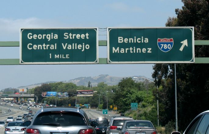 Backlighted exit signs for Interstate 780 from Interstate 80 in Vallejo, California