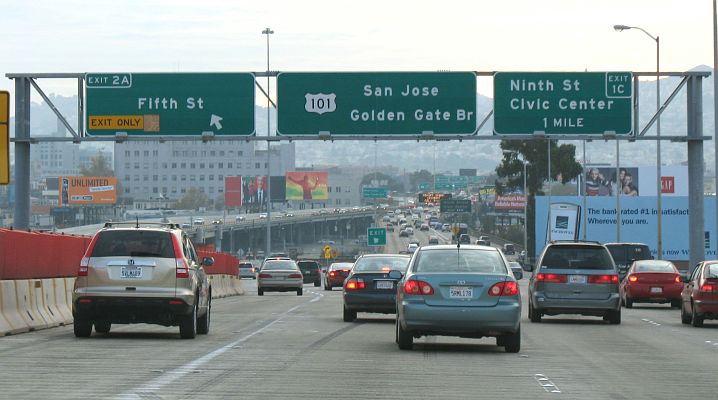 US 101 through-traffic sign even though it's still Interstate 80 at Fifth Street in San Francisco