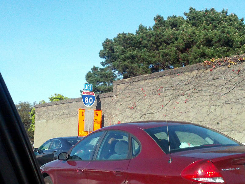 Junction marker for Interstate 80 on US 101 northbound in San Francisco