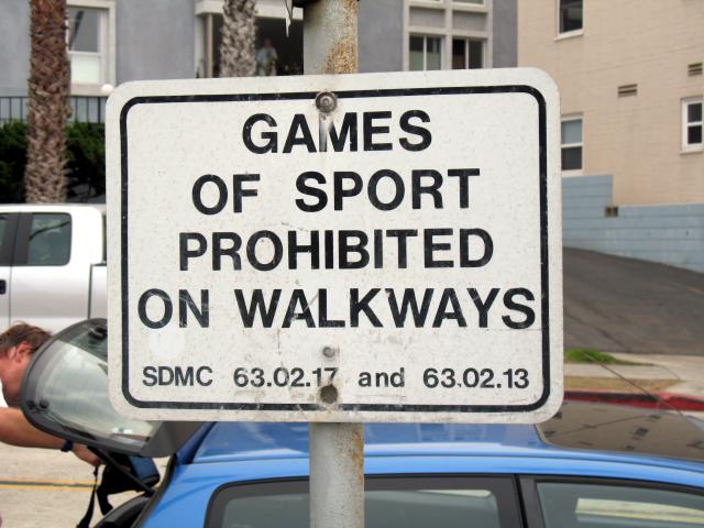 Slightly odd wording on a warning sign at the La Jolla beach (San Diego, California)