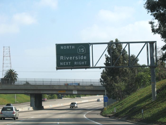 Exit for California 15 from northbound Interstate 5 in San Diego