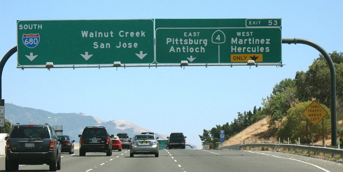 Advance exit sign for California 4 on southbound Interstate 680