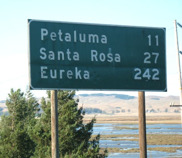 Destination sign with button reflectors on US 101 in Marin County, California