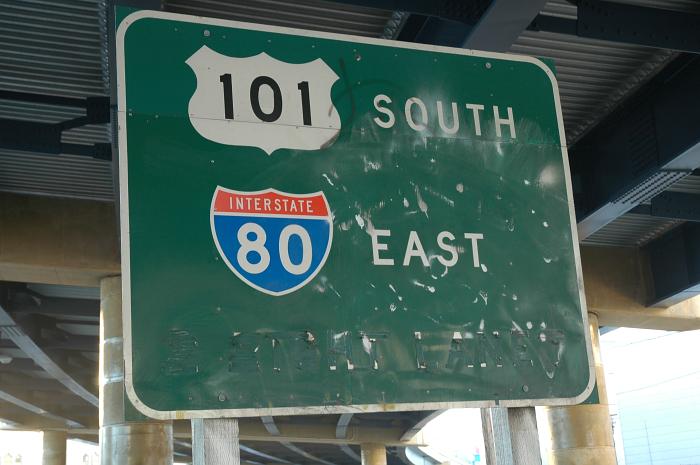 Former sign for US 101/Interstate 80 freeway entrance at Duboce Street in San Francisco