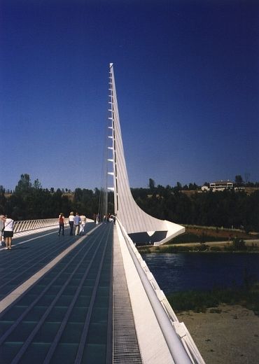 Sundial Bridge pylon
