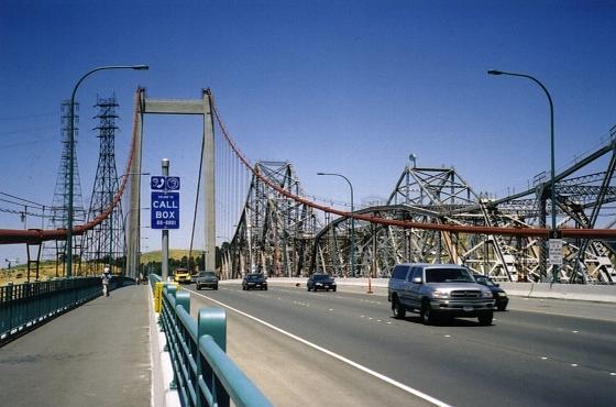 Carquinez Strait bridges