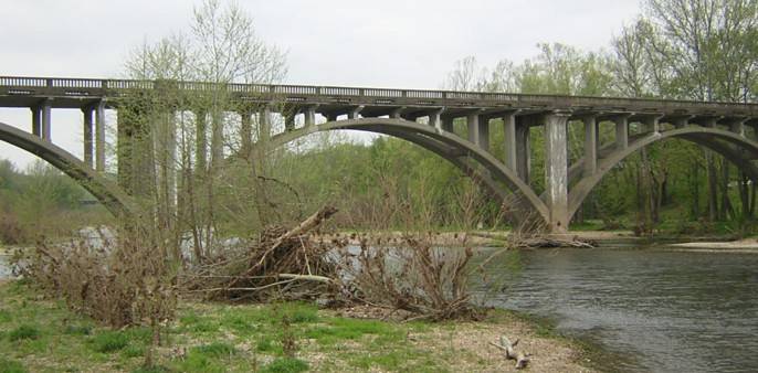 Galena Y bridge span over James River (2004)