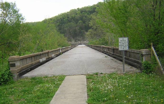 Galena Y bridge, west end (2004)