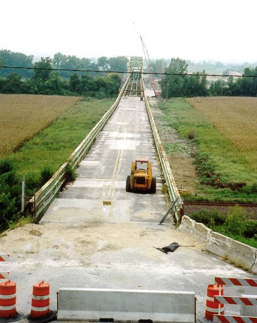 South end of Lexington Bridge (2005)