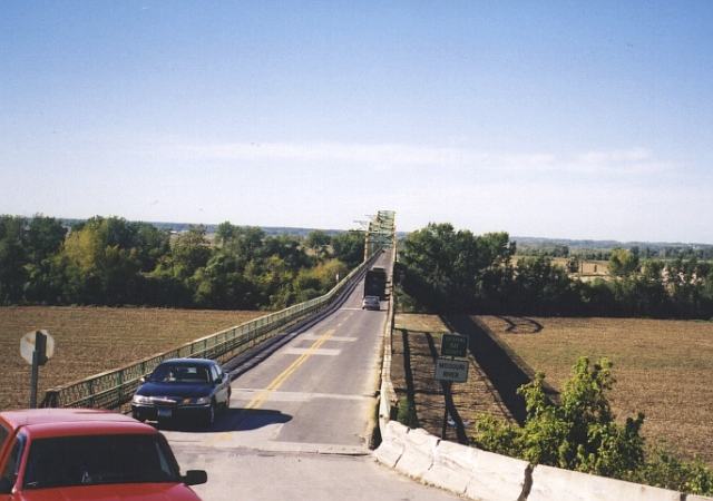 South end of the Lexington Bridge (2003)