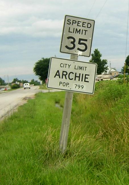 Archie, Mo. city limits (older style)