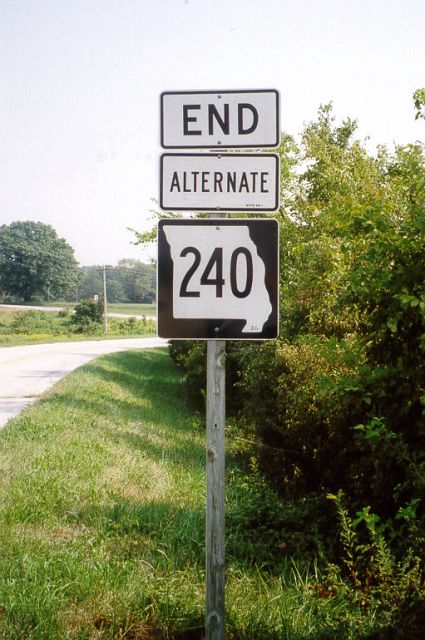 Southern endpoint of Alternate Missouri 240