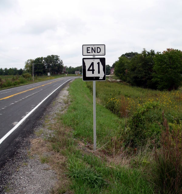 End of Missouri 41 at US 24 in Carroll County