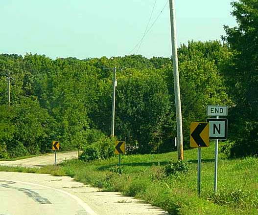 End of Route N in Platte County