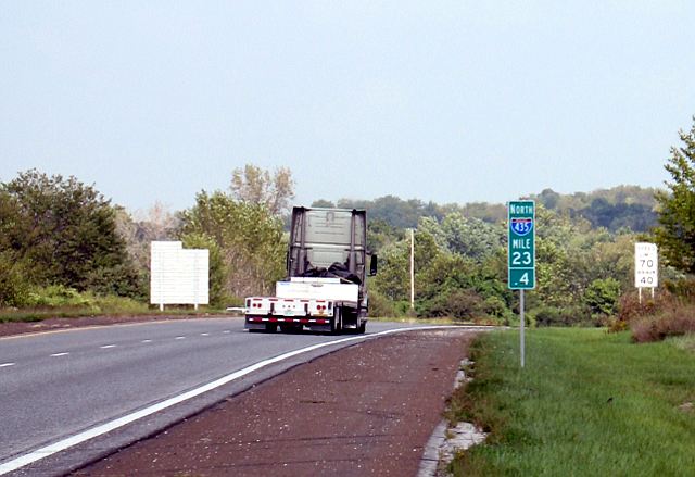 Mile marker on I-435 in Platte County, Mo.