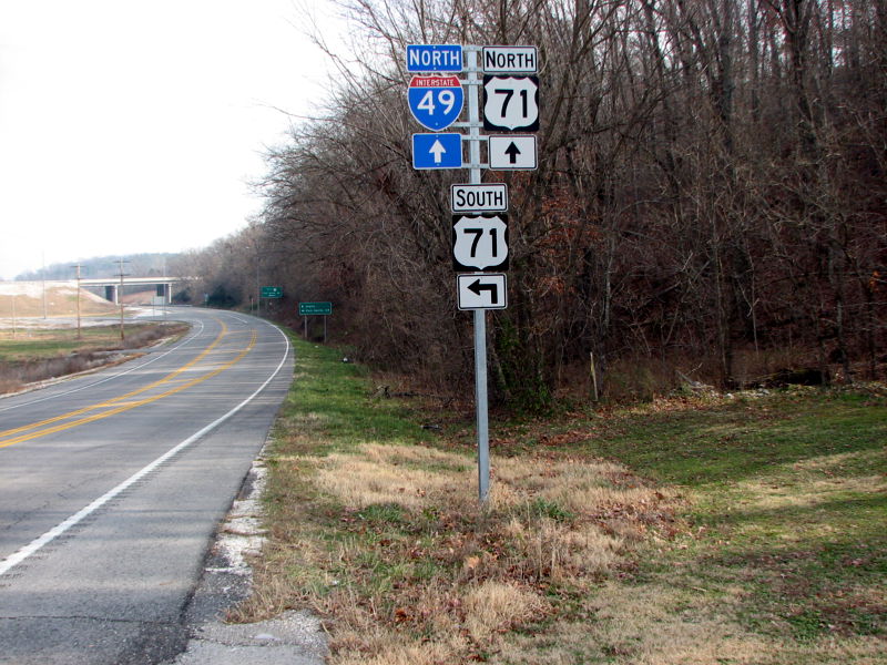 Markers for Interstate 49 and US 71 in Pineville, Mo.