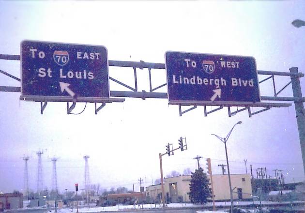 Guide signs for traffic leaving Lambert-St. Louis Airport (1981)