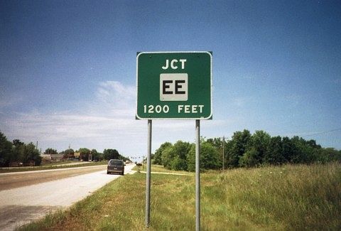 Smaller green sign for junction on US 160