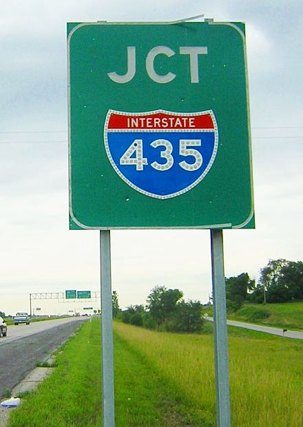 Interstate 435 at US 169 in Kansas City, Mo.