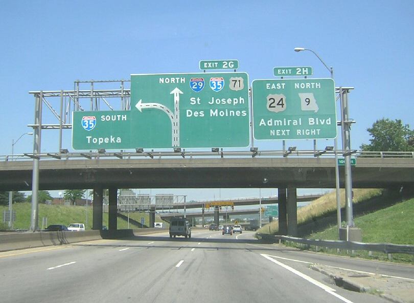Advance sign for exits on the downtown freeway loop in Kansas City, Mo.