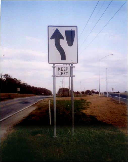 Keep Left sign at the east endpoint of Missouri 66 at Interstate 44