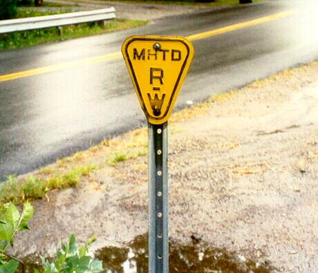 Missouri state highway right-of-way marker