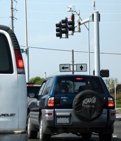 Route markers are missing from this assembly on US 69 in Kansas City, Mo.