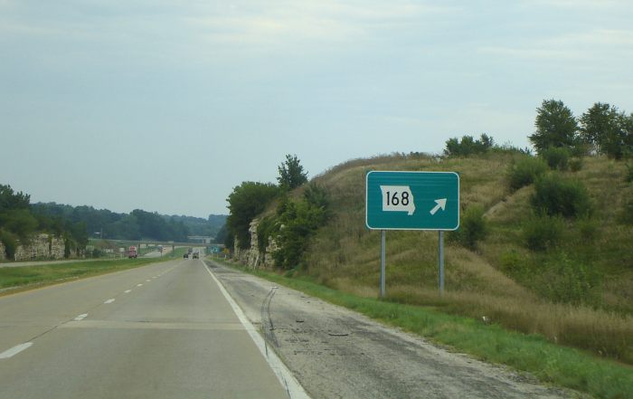 Missouri 168 exit from US 24/61