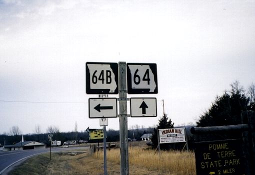 Missouri 64B, east endpoint at Missouri 64