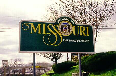 Missouri welcome sign in (the city of) Louisiana