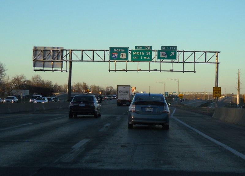 Big green sign for Missouri 150 at I-49/US 71 in Grandview