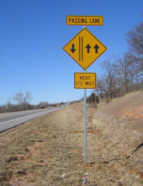 Warning on Missouri 37 north of Cassville for alternating passing lanes