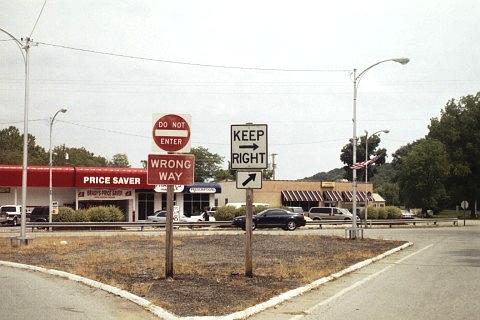 Keep Right with extra arrow in Seneca, Missouri