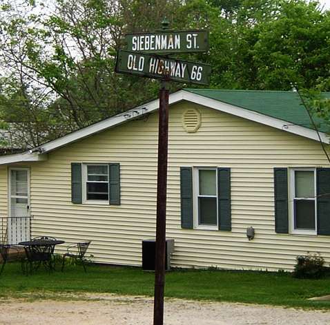 Old US 66, Bourbon, Mo.