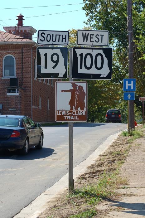 Missouri routes on Market Street in Hermann