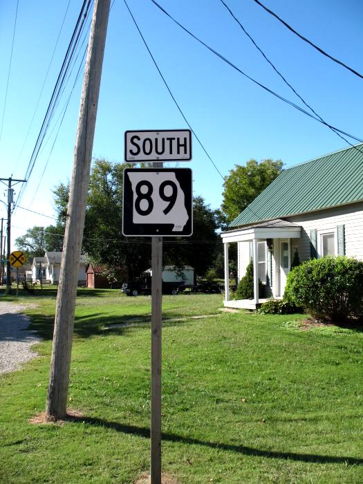 Missouri 89 near its northern endpoint in Chamois