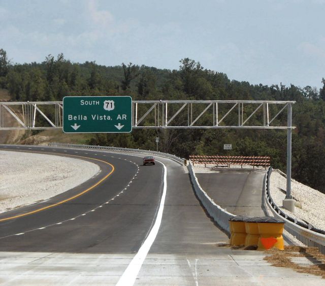 US 71 heads toward Arkansas from Pineville, Mo.