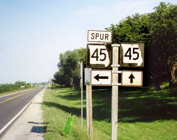 Spur Missouri 45 and Missouri 45 in Platte County