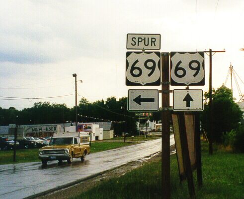 Spur US 69 at US 69 in Bethany, Mo.