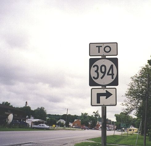 The same marker, showing more of the intersection