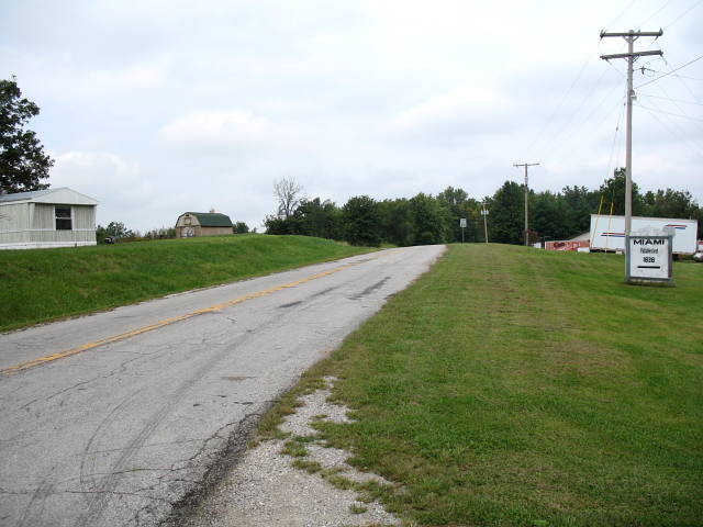 Spur Missouri 41 in Miami (Saline County)