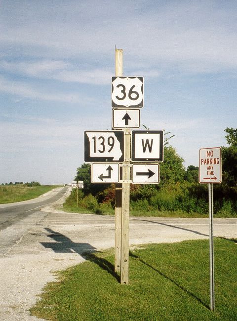 Missouri 139 joins US 36 near Meadville