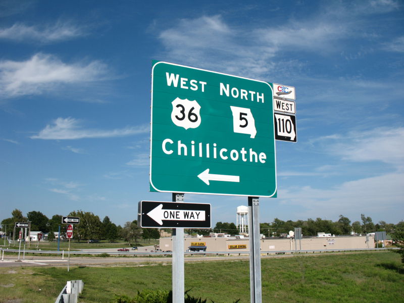 Retrofitted Missouri 110 marker at the Brookfield interchange with US 36 and Missouri 110