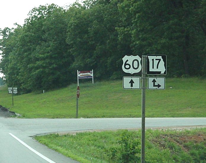 US 60 and Missouri 17 become concurrent east of Mountain View